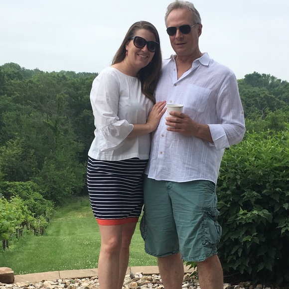 Meet your Posher, Nicole - Picture 3 of 5